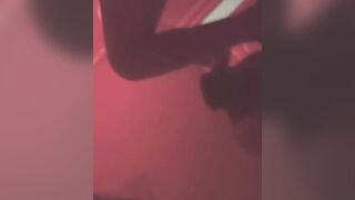 Colombiana enfadada gritona
