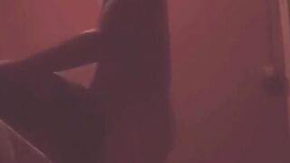 Colombiana enfadada gritona