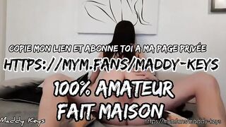Belle mère se video le mec de sa en rentrant du boulot - amateur francais