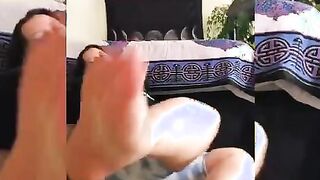Filthy Foot, Legs, Butt Worship, Tease