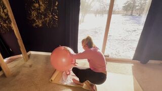 I got double penetrated from my new yoga ball -Bailey Brewer-