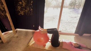 I got double penetrated from my new yoga ball -Bailey Brewer-