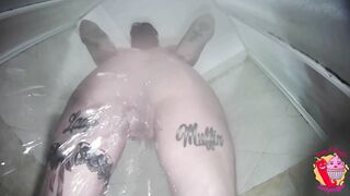 plays into the shower
