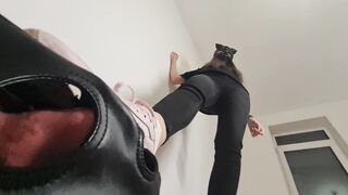 Trampling #87 kiss my sneakers sub