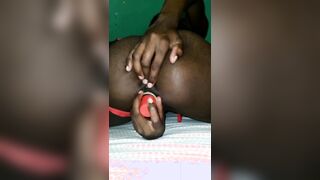 COCOMUMA BLACK FIRST SOLO/MASTURBATION WITH A DEODARANT