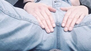 Bbw wetting and masturbating til orgasm inside piss soaked jeans after long