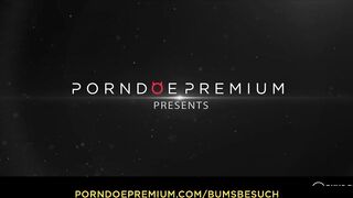 BUMS BESUCH - Goddess German porn star Lilli Vanilli blows