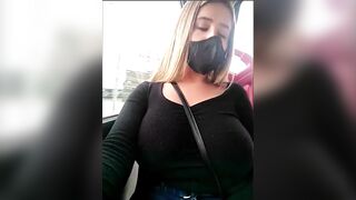 loira gostosa masturba no coletivo bus blonde Masturbating