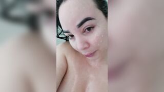 Shower W/me
