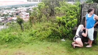 Park camera catches lovers fucking into outdoors