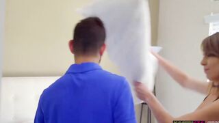 Alex Blake, Gracie Green Knockout Nasty Stepsister Gets Nailed