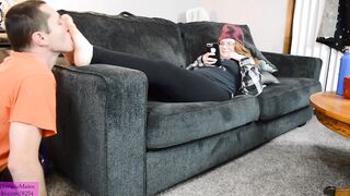 TSM - Amber lets me worship her foot before smothering me with them