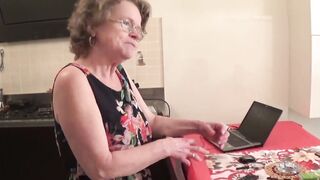 older italian bimbo aunt banged! by young man