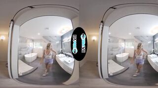 WETVR Hottie Real Estate Agent Boned Into VR