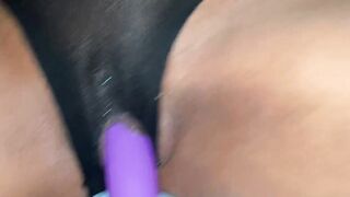 Making her cum and cream