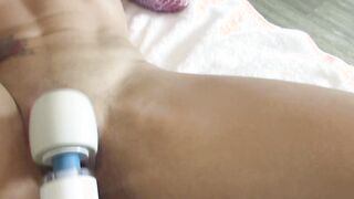 irresistible squirt latin camgirl bimbo
