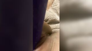 Small snatch ejaculates inside less than a minute