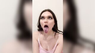 This chick loves to drool and do ahegao