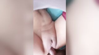 El novio de mi hija me folla bien duro en el baño