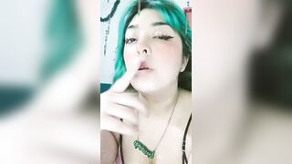 Compilado de historias y videitos de Reyna (ig de la minita @tiranicarex_x )