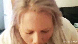 Amateur Threesome - Chubby blonde woman being eaten on all fours by her lover while s