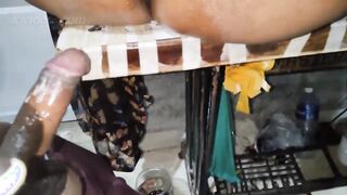 XXX EVAR BEST देशी इंडियन भाभी की सिलाई कर रही