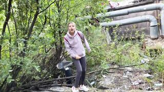 Gina Gerson was caught and nailed for unlegal public pee