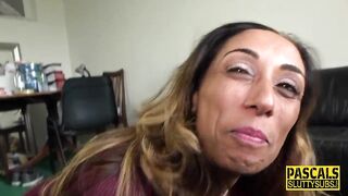 Mouth fuck cougar submissive with huge boobies