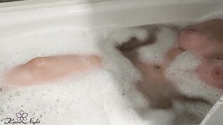 bimbos Washes Body Passionately and Masturbates Vagina - Amateur