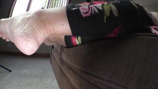 Lacreme blue nails