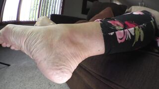 Lacreme blue nails