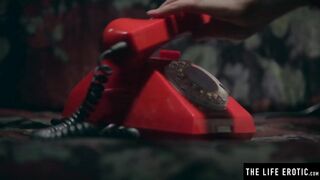 vagina with mouth gets filthy thrills from frigging to crazy phone call