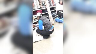 Huge Breasts Black Mom keep Squatting