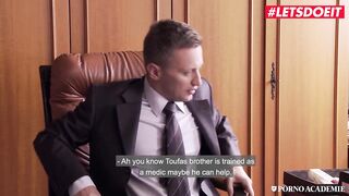 PORNO ACADEMIE Beauty 18 yo Yo Valentina Ricci 3way Fun At School