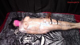 Mummified with electro and a toy struggling to orgasm