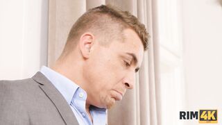 RIM4K. Belle apologizes to hubby by shoving tongue inside his