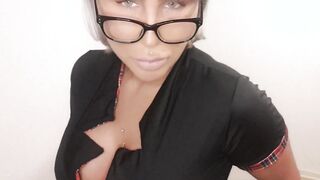 Swedish milf with huge butt performance you how to play with anal nuts until cum