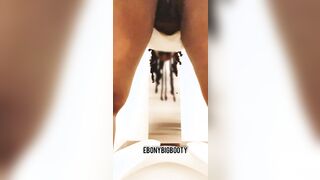 BLACK AT WORK TAKING A PISS & FARTS LOUDLY