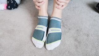 View me try on my socks