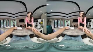 VR BANGERS Soak Old Vagina To Try Out VR Porn