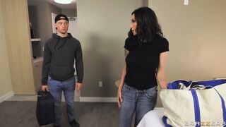 Overnight With Stepmom two / Brazzers