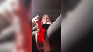 Masturbation squirting huge red sex toy