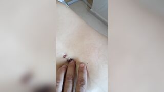 oil on my navel and navel grind