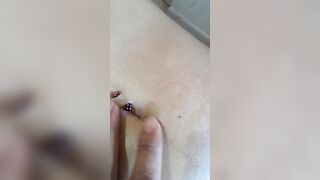 oil on my navel and navel grind