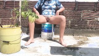 sunbathing and urinating very relaxed