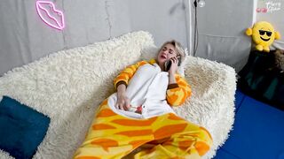 Milf gets a penis inside the butt and squirts