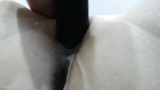 CLOSE UP OF CREAMY Soak TWAT ORGASM FROM DEEP PENETRATION