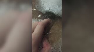 Come masturbate with me inside a sexy bubble bath tub