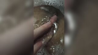 Come masturbate with me inside a sexy bubble bath tub
