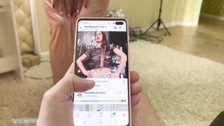 The stepson found nude photos of his stepmother on the